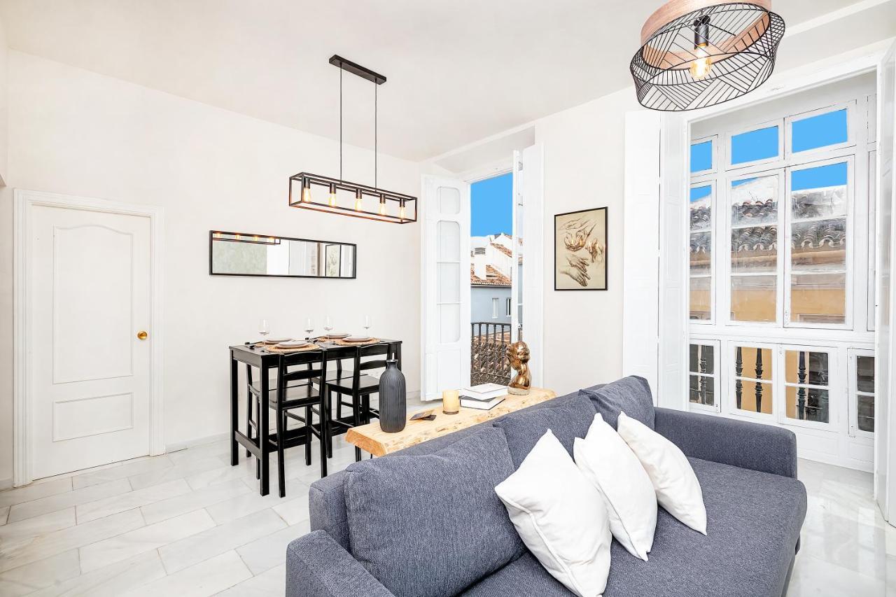 Bhost - New Street 13 Apartment Malaga Bagian luar foto