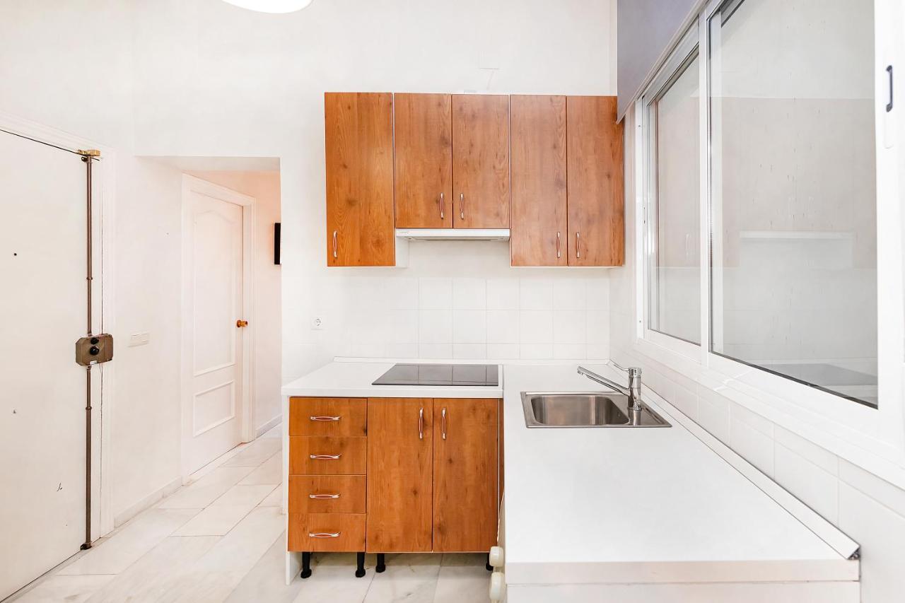 Bhost - New Street 13 Apartment Malaga Bagian luar foto